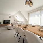 Apartment Seabird I With Terrace By Interhome Blankenberge