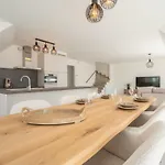 Seabird I With Terrace By Interhome