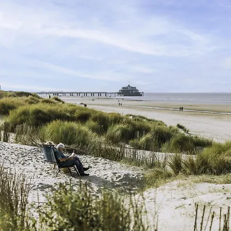 Seabird I With Terrace By Interhome