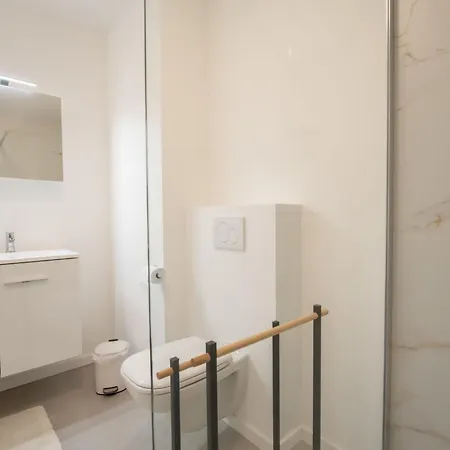 Seabird I With Terrace By Interhome アパート