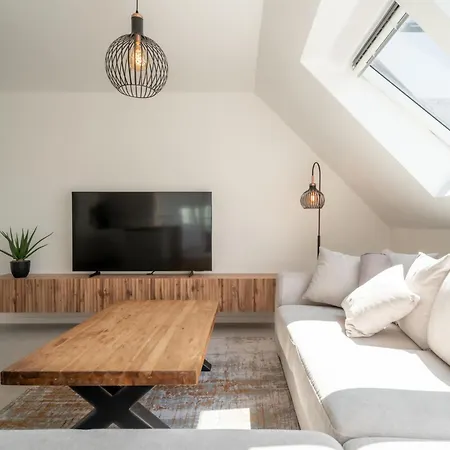 Seabird I With Terrace By Interhome Διαμέρισμα *