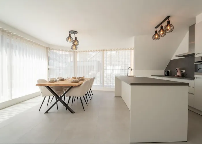 Seabird I With Terrace By Interhome *