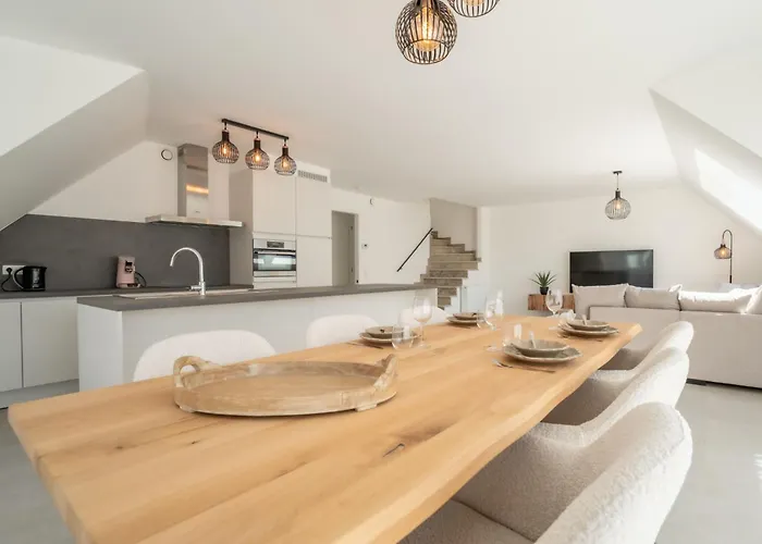 Seabird I With Terrace By Interhome